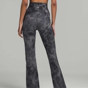 Lululemon HR Flared Groove Pant